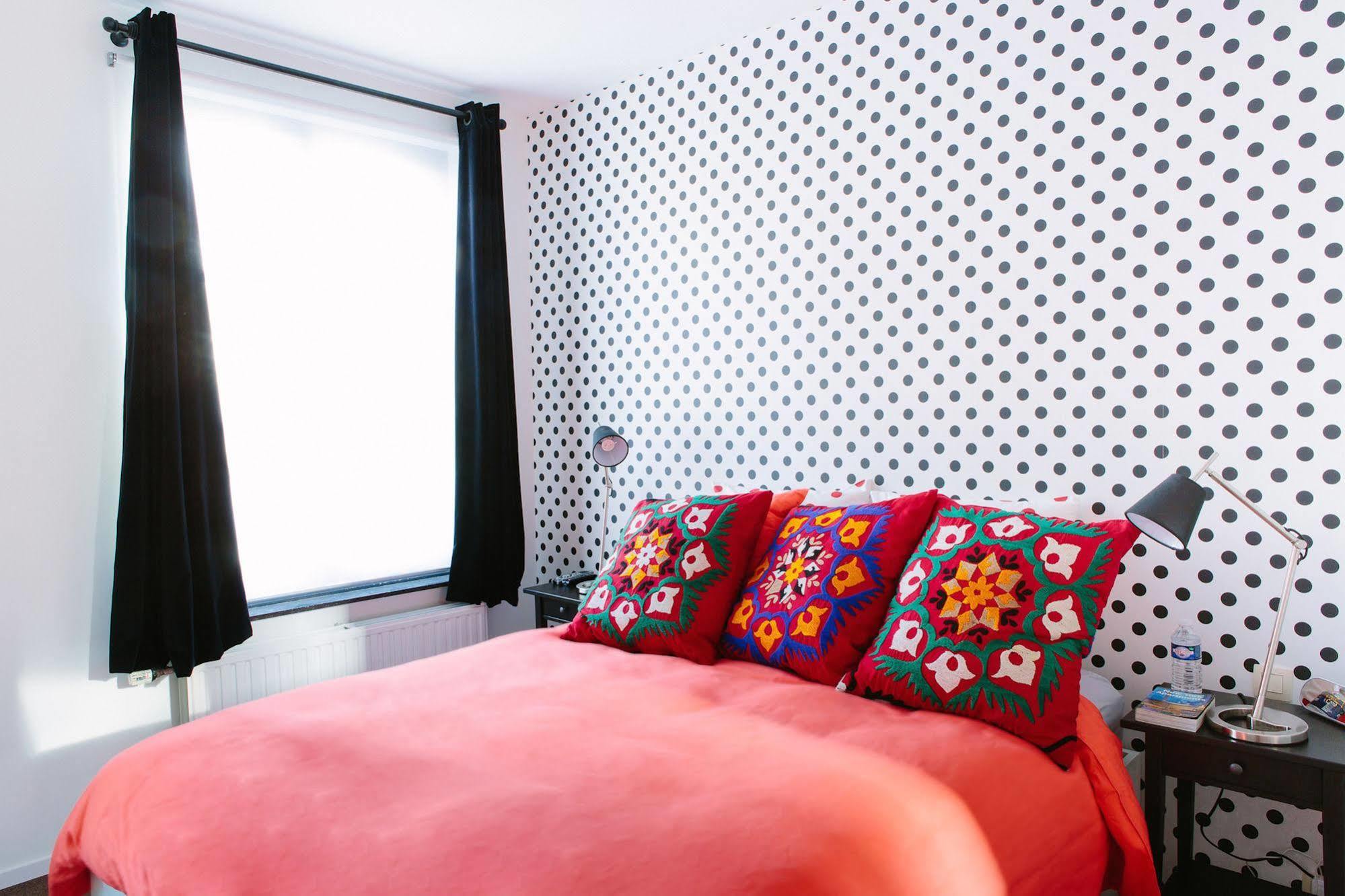 B&B Place Jourdan Etterbeek Bagian luar foto